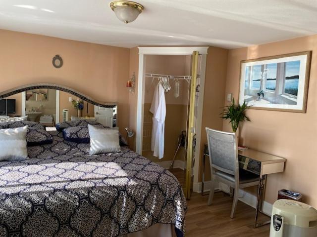 Ocean Breeze Executive Bed And Breakfast Северный Ванкувер Экстерьер фото